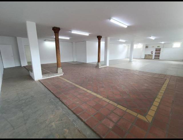 INDUSTRIAL PROPERTY TO RENT IN KAYA SAND